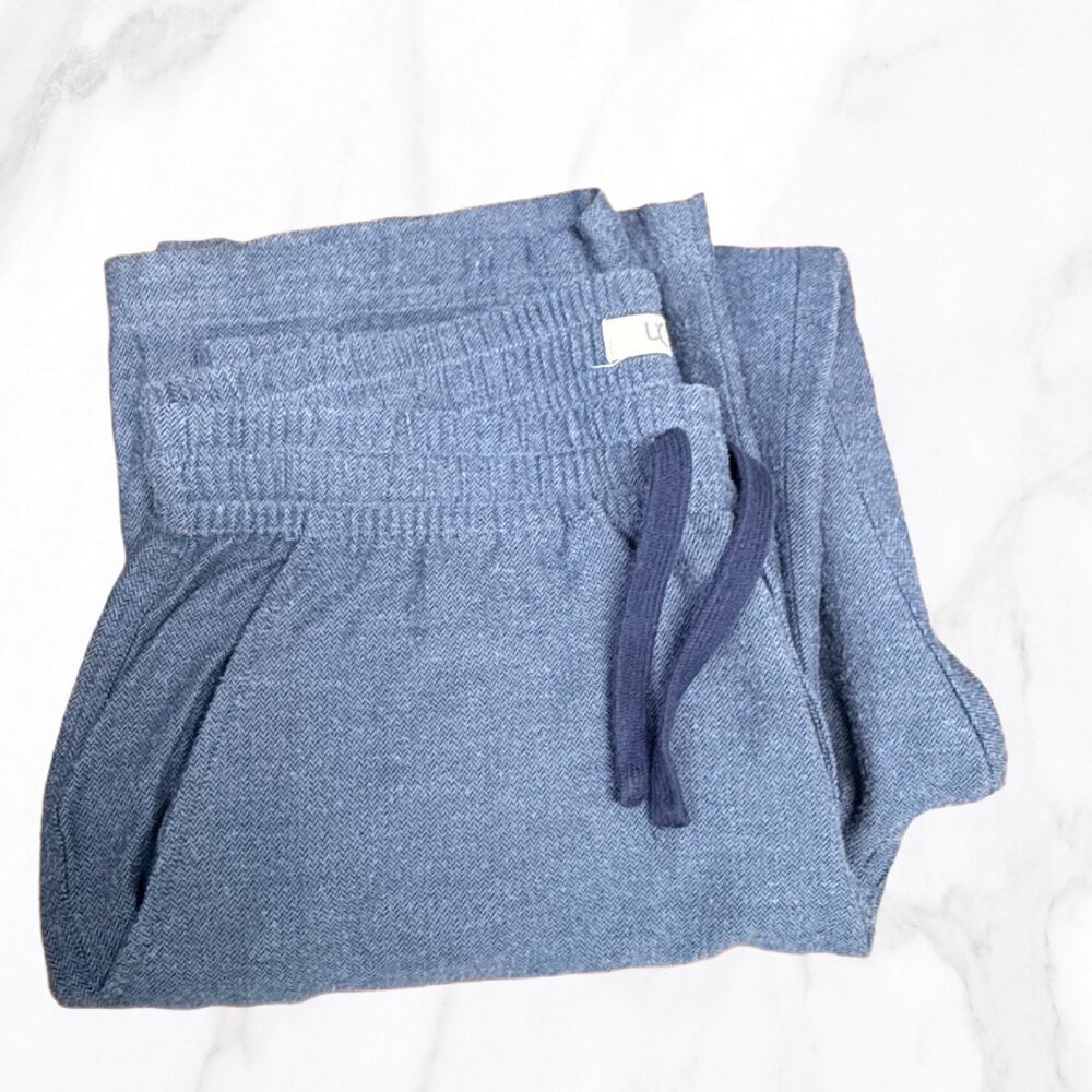 Ugg Women's Soft Heather Blue Drawstring Pajama Pants, Size M - Picture 6 of 8